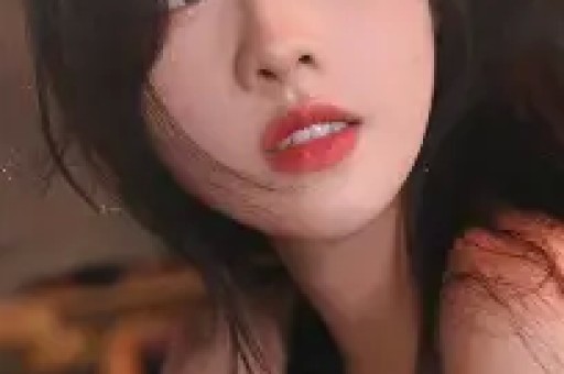 曝男明星KTV亲女网红